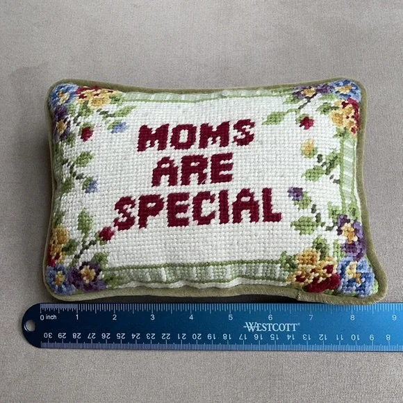 Moms Are Special Embroidered Mini Pillow- like new - Picture 3 of 4